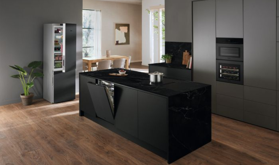 Miele introduce su línea de electrodomésticos Black Matt